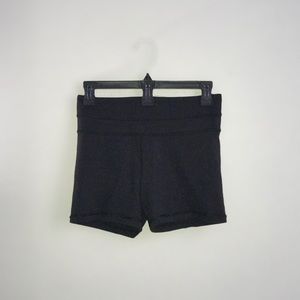 LULULEMON BIKER SHORTS (short)